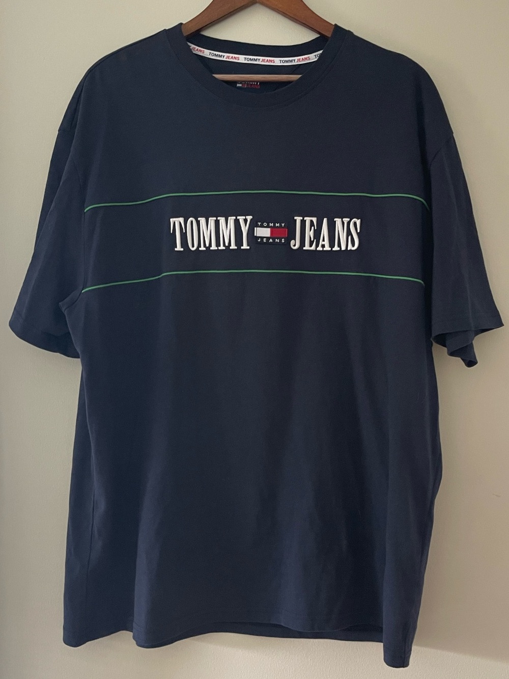 Tommy Jeans Men’s Navy Logo T-Shirt Large 90s Y2K Style